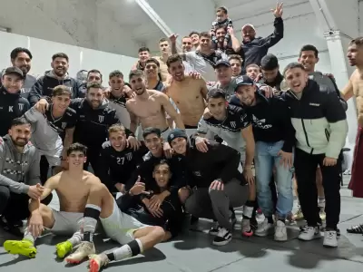 El Lobo va por tres m�s.