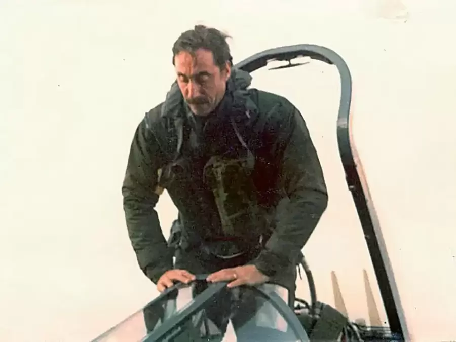 El h�roe de guerra Augusto Bedacarratz dispar� el Exocet que hundi� al HMS Sheffield/