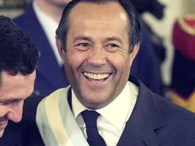 Adolfo Rodr�gez Sa� fue mandatario apenas siete d�as y cobra varios millones. (Foto: web)