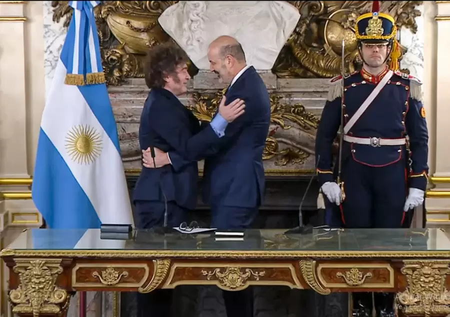 El poder de Milei y Sturzenegger