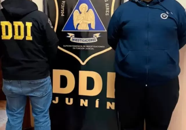 El acusado fue descubierto por las c�maras de seguridad/ Fuente: X