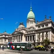 Consolidación del "espacio violeta" en el Congreso: ¿LLA tiene la cintura para sus reformas?