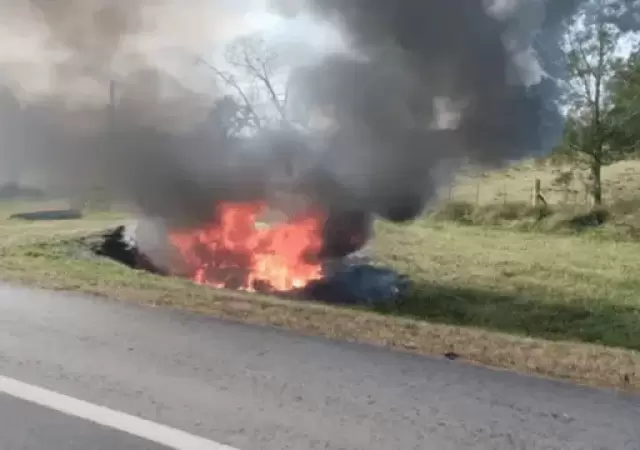 Dantesca imagen de la tragedia. (Foto: gentileza Cr�nica)