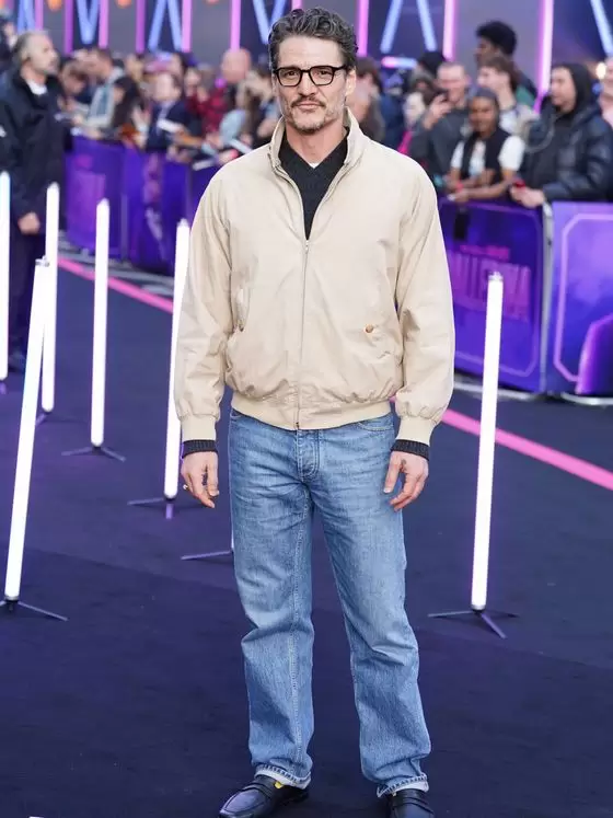 Pedro Pascal.