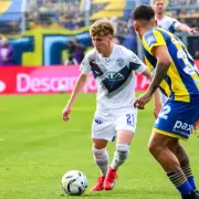 Olympiacos de Grecia sigue insistiendo por Santino Andino: subieron la oferta