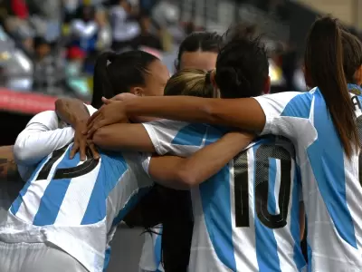 Todos los abrazos para Florencia Bonsegundo