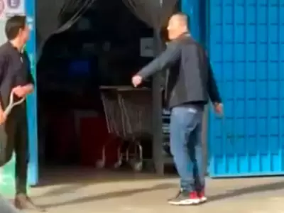 Video: una discusi�n por una botella de agua termin� en brutal pelea