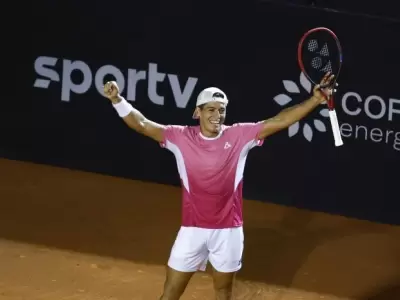 Seba B�ez volvi� al triunfo