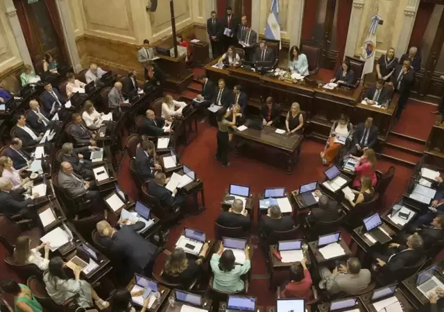 Se reordena el Senado