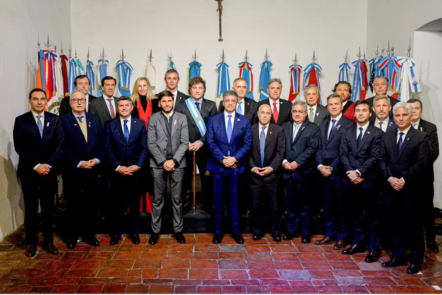 �ltima foto de los gobernadores con Milei