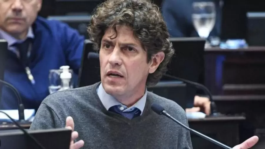 Mart�n Lousteau deja su banca en diciembre