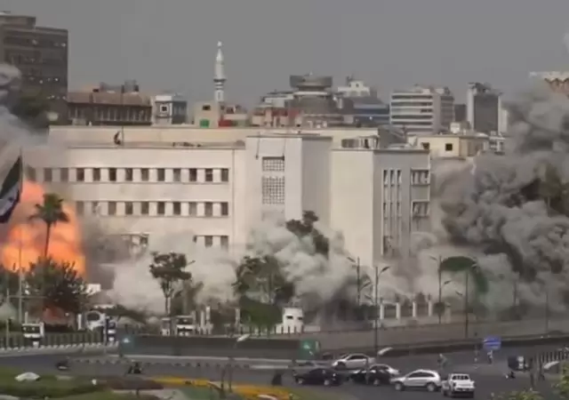 Los bombardeos repentinos de Israel marcan un nuevo foco de conflicto, pese a la ca�da del r�gimen de Al Assad.
