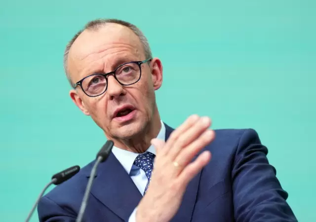 Merz quiere que los miembros de la UE ordenen sus cuentas nacionales y financien la defensa conjunta de Europa.