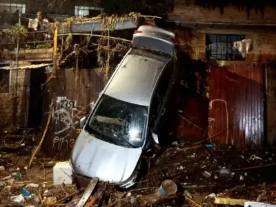 Violentas inundaciones siguen azotando gran parte de Norteam�rica con v�ctimas fatales y p�rdidas multimillonarias.