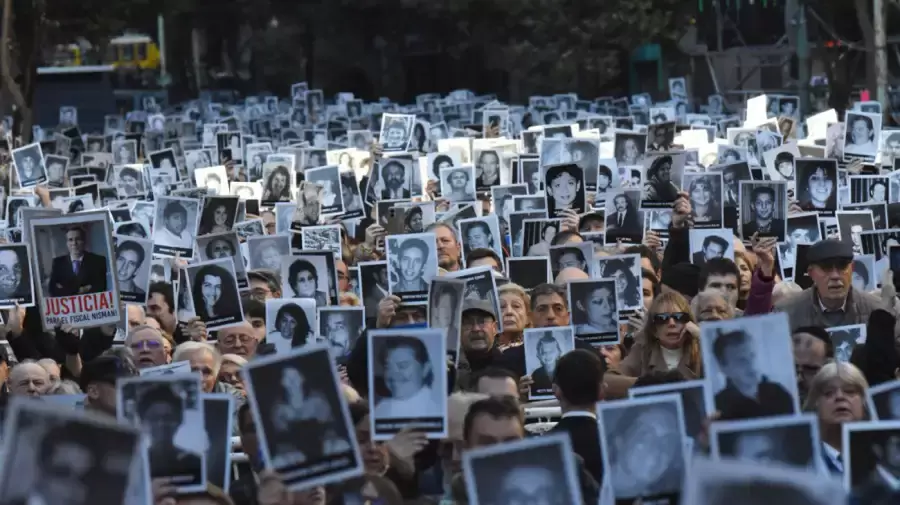 85 muertos y m�s de 300 heridos. El saldo luctuoso del ataque terrorista de Junio 1994.
