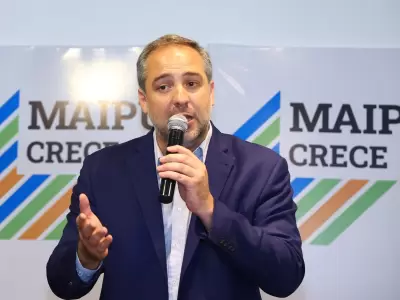 Mat�a Stevanado, intendente de Maip�