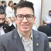 Un concejal salte�o de LLA fue acusado de pedir sexo a cambio de retener sueldos