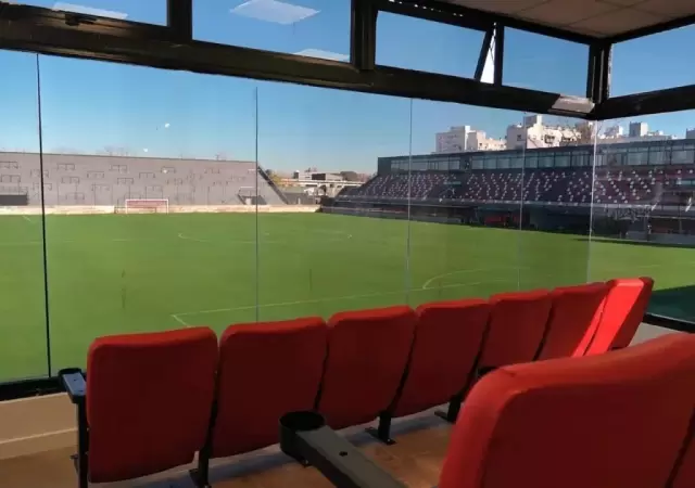 Barracas Central y su renovado estadio.
