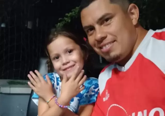 Kim G�mez y su pap�, Marcos, quien record� la muerte de la nena en un posteo. (Foto: archivo web)
