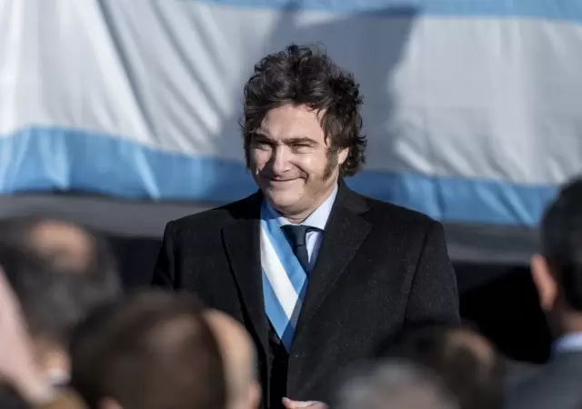 Milei permanece en la cima. /