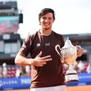 Darderi, campe�n en Bastad: el tenista italo-argentino conquista su tercer t�tulo ATP