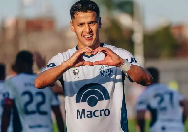 Alex Arce, carta de gol leprosa