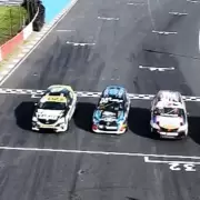 Final de pel�cula: cuatro autos en fila y triunfo �pico de Canapino
