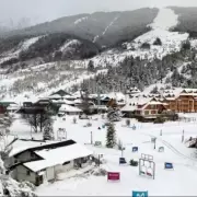 San Mart�n de los Andes se visti� de blanco con la llegada de la nieve