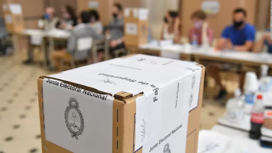 "El peronismo entendi� el motor de las encuestas, pero tambi�n alcanz� una comprensi�n del contexto que puede llegar a perder" (A. de Marco)