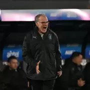 Marcelo Bielsa, el "Loco" amado en todo el mundo, pero sin ser profeta en su tierra cumple años