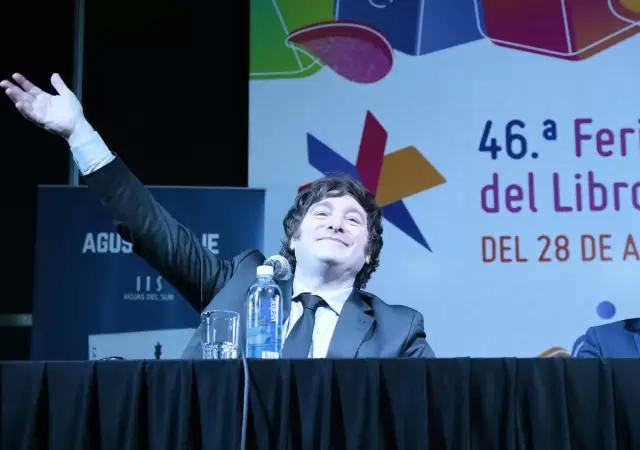 El presidente Milei con el escritor Agust�n Laje/