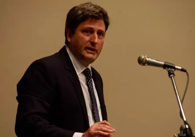 Eduardo Bustamante dej� su cargo como vicecanciller.