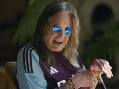 Ozzy, gran fan�tico de Aston Villa.