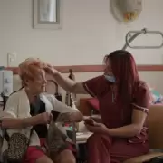 El documental 'Cuidadoras' llega a Mendoza: un retrato Íntimo de identidad y empatía