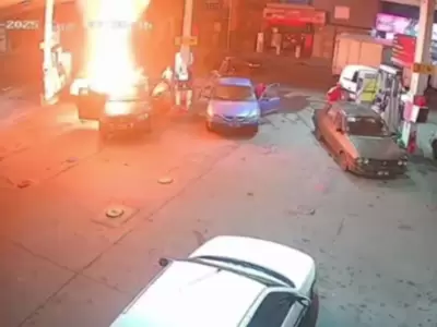 Los empleados evitaron tragedia tras explosi�n de auto en Entre R�os.
