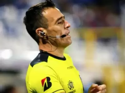 Cristian Navarro asisti� a Herrera.