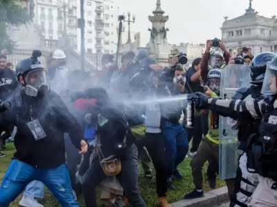 Hubo bloqueos en la esquina de Callao y Rivadavia, hecho que gener� complicaciones con el tr�nsito y desv�os obligados para los conductores.