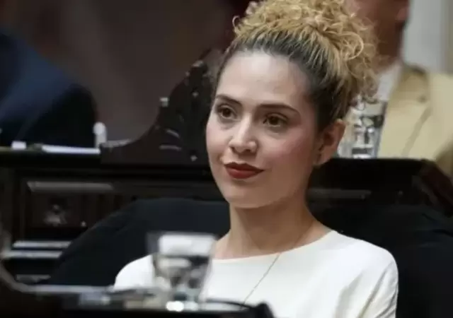 La pol�mica Lourdes Arrieta ahora en el bloque de Transformaci�n/