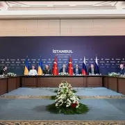 Reuni�n de Ucrania con Rusia hace �nfasis en tres ejes del conflicto