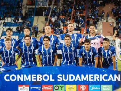 El Tomba y una parada brava en octavos de final