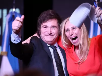 El Presidente junto a su hermana, armadora pol�tica del espacio libertario. (Foto: archivo web)