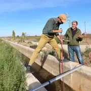 Irrigaci�n: inspecciones de Cauce ya utilizan nuevos equipos para medir el caudal de agua