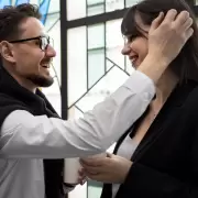 Amor en el entorno laboral: lo que hay que saber antes de involucrarse