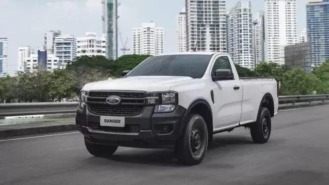 Ford Ranger cabina simple.