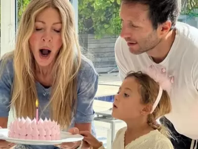 Cris Morena y Tom�s Yankelevich en el cumple de Mila.