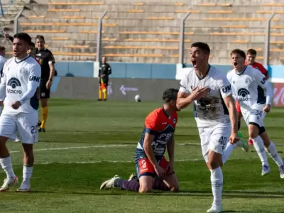 Villalba anot� un gol clave para la Lepra.