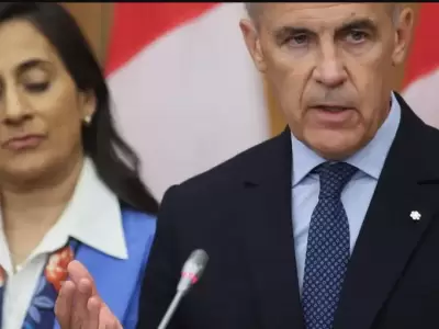 El gobierno de Carney muestra que est� ejecutando una acci�n internacional en conjunto con Londres y Par�s.