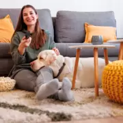 Por qu� quedarse en casa puede ser una se�al de salud mental, seg�n la psicolog�a