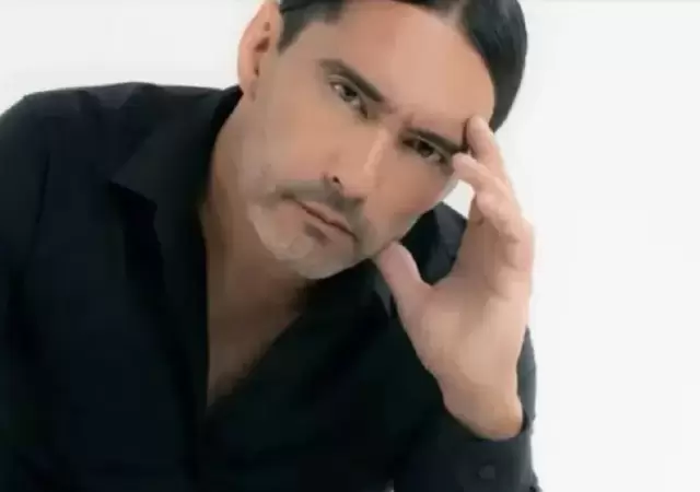 Al cantante tropical no est� muy a gusto con sus memes.