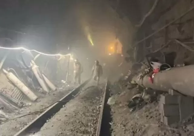 El derrumbe en la mina ocurri� tras un sismo de magnitud 4,2.